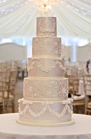 Wedding Cakes, Luxury