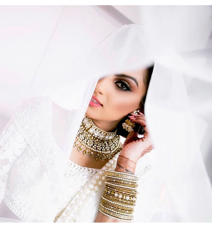 9 Brides who resembled Queens in Red Dot Jewels :: Khush Mag
