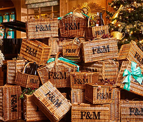 Christmas Gift Ideas, Christmas 2022 Best Hampers, Last Minute Christmas Gifts