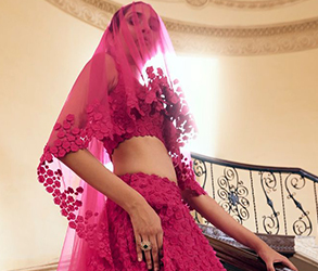 Trending Bridal Fashion, Glamorous Bridal Outfits, Indian Bridal Wear, Monochromatic Bridal Looks